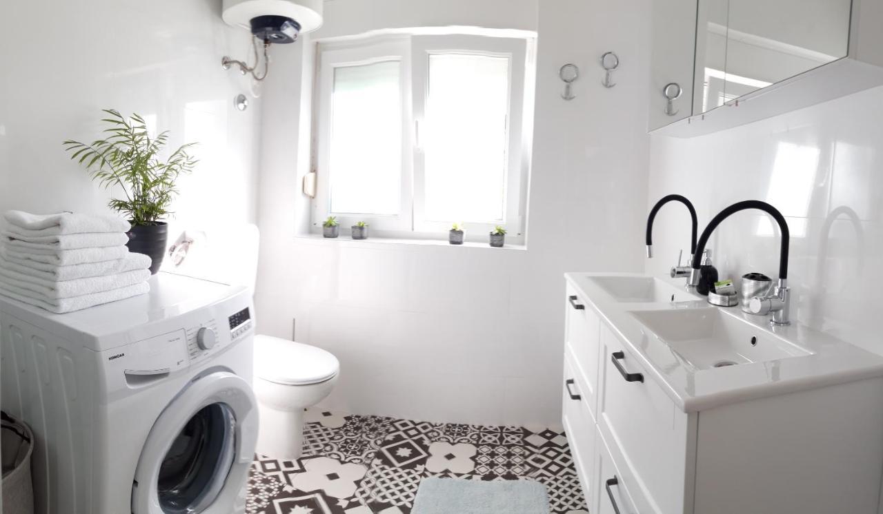 Lili Apartment In Zadar Pet Friendly, Free Parking 外观 照片
